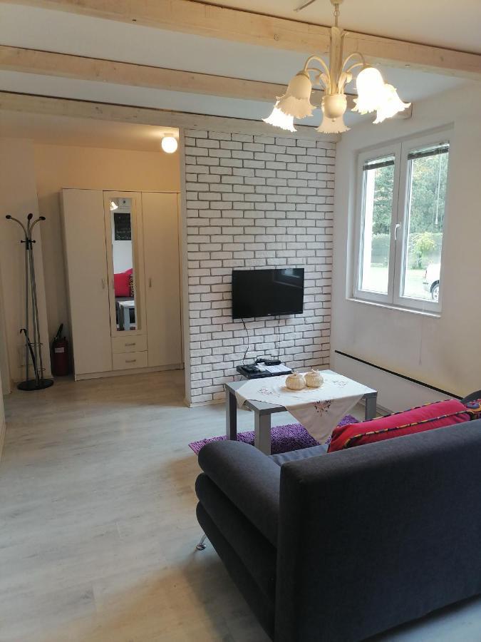 Apartman Garden House Voždivac Exteriör bild